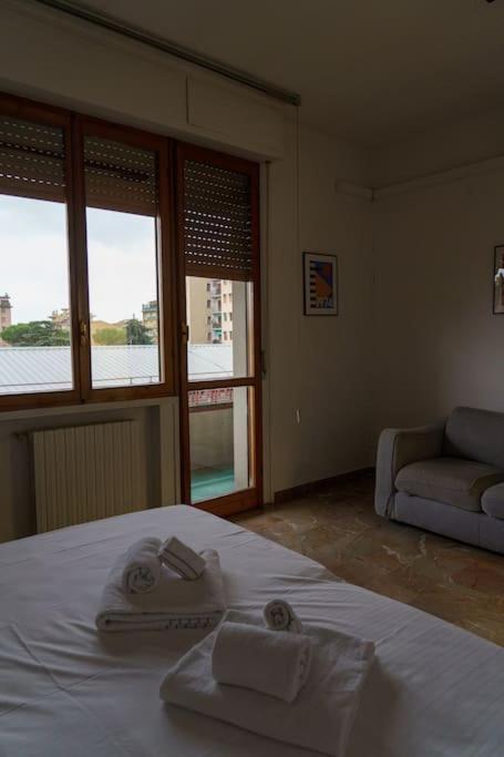 Fanciful 2-Br Outside Ztl Apartment Florence Luaran gambar