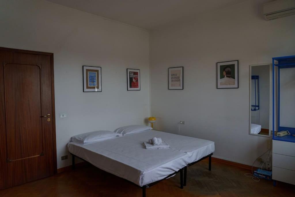 Fanciful 2-Br Outside Ztl Apartment Florence Luaran gambar