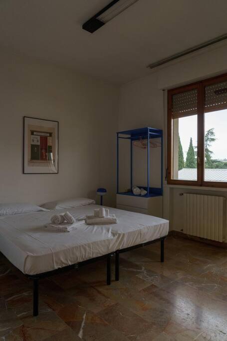 Fanciful 2-Br Outside Ztl Apartment Florence Luaran gambar