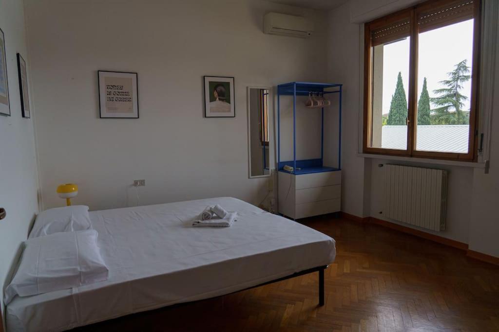 Fanciful 2-Br Outside Ztl Apartment Florence Luaran gambar